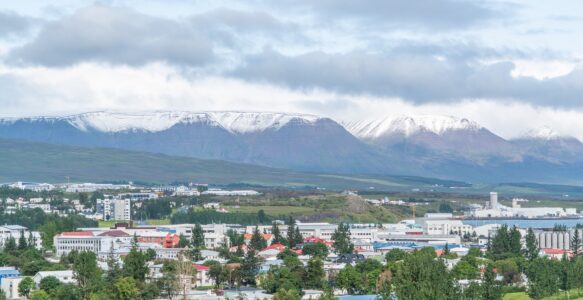 Sugestão de Roteiro de Viagem Para o Viajante Explorar a Islândia