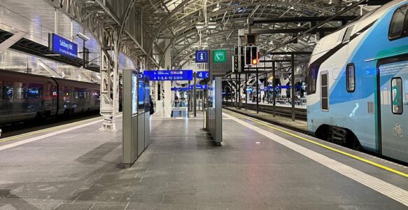 Como Viajar de Transporte Público Entre Viena e Salzburgo na Áustria