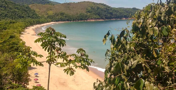 Praias Desertas e Lindas no Brasil Para o Turista Conhecer