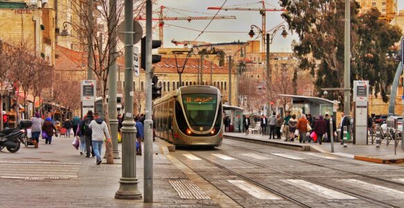 Como Usar o Transporte Público em Jerusalém em Israel