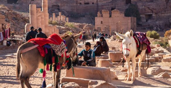 Furadas Para Turistas em Petra na Jordânia