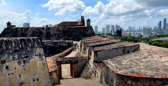 Cartagena na Colômbia: A Importância Histórica de uma Cidade Fascinante