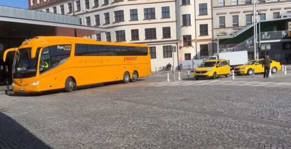 Explorando a Europa de Ônibus: Uma Viagem Detalhada com a RegioJet