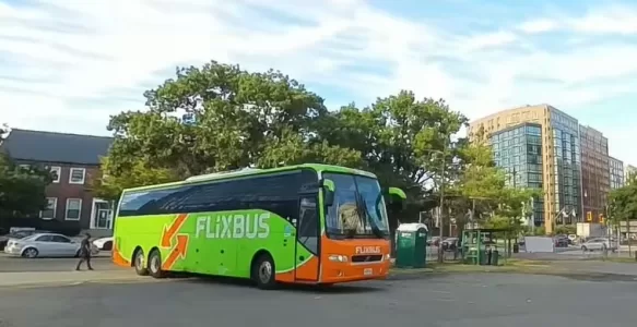 Viaje com Economia e Conforto na América do Norte: Passagens de Ônibus a Partir de USD$ 4,99 com a FlixBus