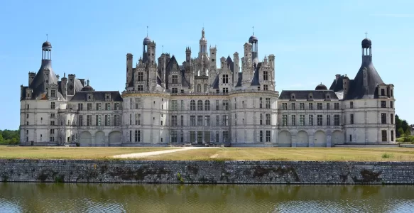 Explorando o Vale do Loire na França: Escolhendo a Base Perfeita Para sua Aventura