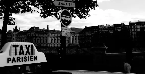 Guia Para Evitar Golpes com Táxis em Paris: 10 Dicas Essenciais Para Turistas