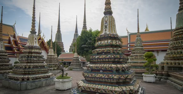 Wat Pho: Um Templo Vivo e Vibrante em Bangkok