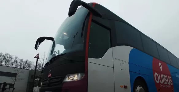 Viagem de Ônibus de Longa Distância: Uma Opção Acessível e Conveniente Para Viajar Pela França