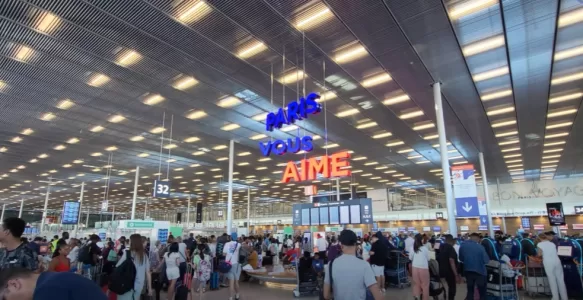 Como Chegar e Sair dos Aeroportos na França