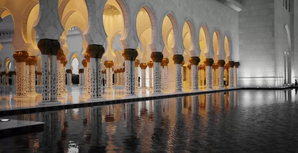 A Grande Mesquita Sheikh Zayed: Um Tesouro de Abu Dhabi