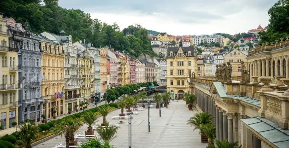 Karlovy Vary, República Tcheca: Jornada de Renovação e Descoberta nas Águas Termais