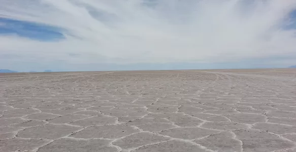 Salar de Uyuni, o Maior Deserto de Sal do Mundo