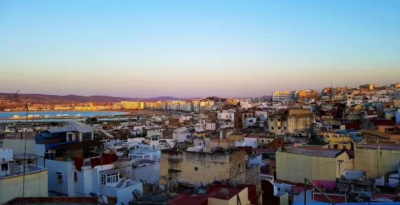 Explore as Maravilhas Desconhecidas de Tânger no Marrocos