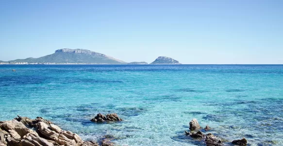 Sardenha: Soneto Poético no Coração do Mar Mediterrâneo na Itália