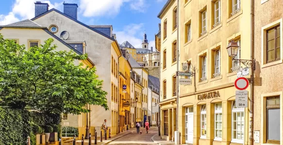 Luxemburgo: Conto Compelente de História, Sofisticação e Modernidade