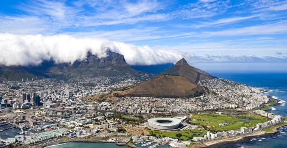 Sobrevôo de Helicóptero em Cape Town: Perspectiva Única da Cidade