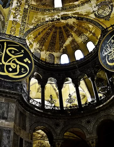 Istambul: Um Passeio Pelos Principais Pontos Turísticos da Cidade