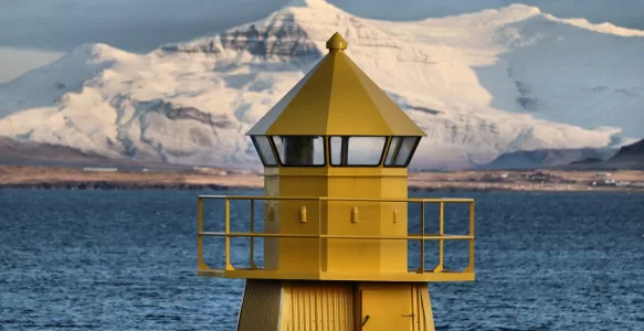 Explore a Natureza Deslumbrante da Islândia: 6 Destinos Imperdíveis a Partir de Reiquiavique