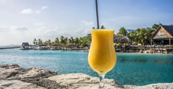 Como Viajar em Curaçao: Passeios Além das Praias Tropicais
