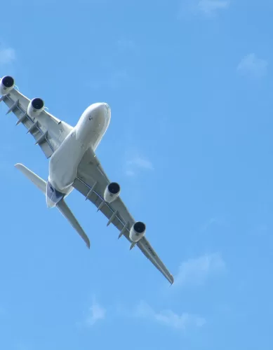 Os Bastidores das Viagens com Milhas: As Taxas de Combustível das Principais Companhias Aéreas