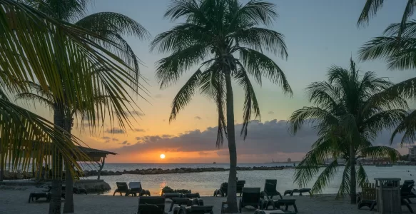 Viva a Diversidade de Curaçao: Paraíso de Sol, Mergulho e Cultura