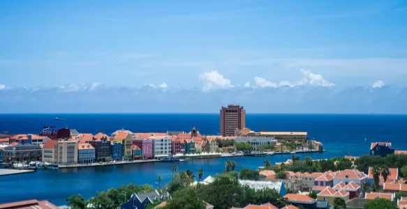 Descubra o Encanto de Willemstad: Capital de Curaçao