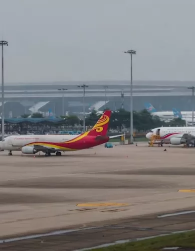 O Aeroporto Internacional Baiyun em Guangzhou na China