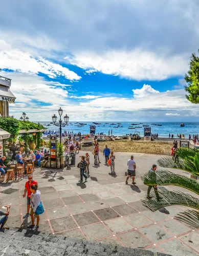 Costa Amalfitana: Estratégias de Locomoção Para uma Experiência sem Estresse
