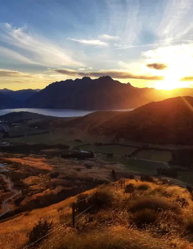Como são as Trilhas em Queenstown na Nova Zelândia: Explore a Natureza Local