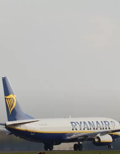 Voe com a Ryanair na Europa: Dicas Para Encontrar Vôos Baratos e Aproveitar ao Máximo sua Viagem