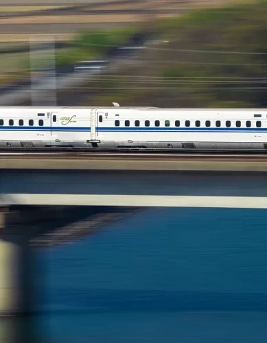 O que é o Trem Shinkansen no Japão?