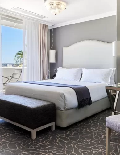 Queen Victoria Hotel by NEWMARK: Sofisticação e Conforto no Coração da Cidade do Cabo