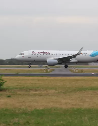 Destinos de Viagem na Europa com Vôos Baratos da Eurowings Saindo de Dusseldorf na Alemanha