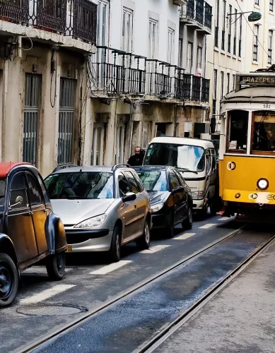 Qual a Importância dos Bondes no Turismo em Lisboa em Portugal?