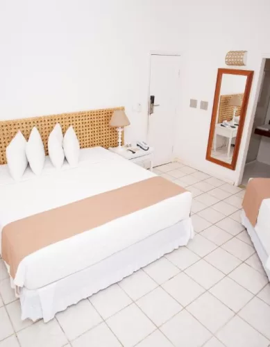 Saint Tropez Praia Hotel em Arraial d´Ajuda – BA: Hotel Bom na Beira-Mar