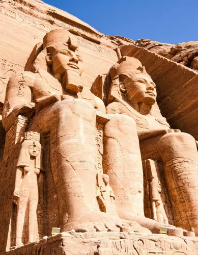 Por que o Turista Deve Visitar o Templo de Luxor no Egito?