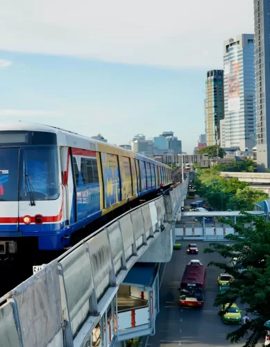 O que o Turista Precisa Entender Sobre o Sistema de Metrô em Bangkok na Tailândia