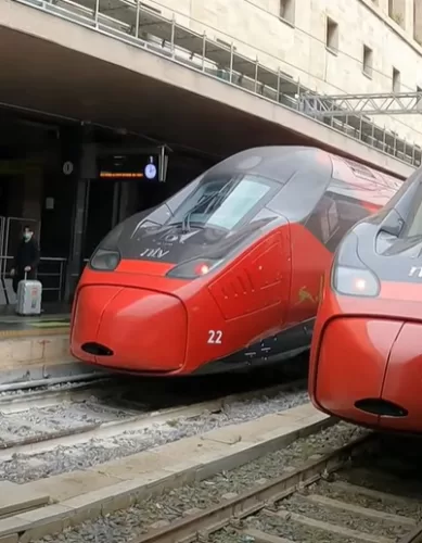 Viagem de Trem Entre Florença e Veneza na Itália