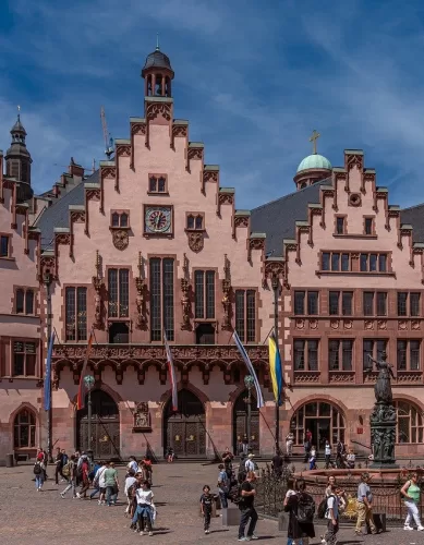 O que o Viajante Pode Fazer em Romerberg em Frankfurt na Alemanha