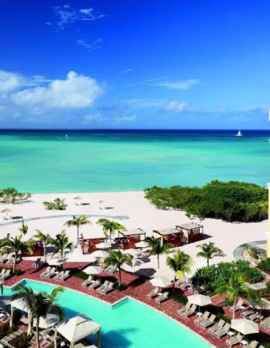 The Ritz-Carlton Aruba: Hospedagem de Luxo na Beira-Mar de Palm Eagle Beach em Aruba