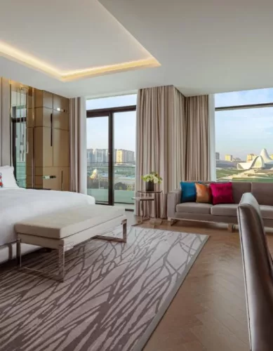 The Ritz-Carlton Baku: Elegância e Exclusividade em Cada Detalhe na Hospedagem em Baku no Azerbaijão