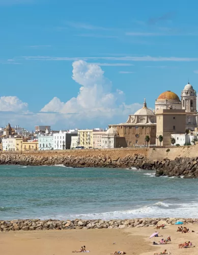 Roteiro de Viagem de Carro de Cádiz a Granada na Espanha: Uma Viagem Inesquecível Pela Andaluzia