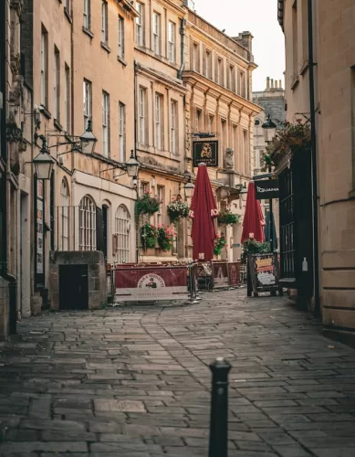 Vale a Pena Hospedar Para Conhecer Bath na Inglaterra?