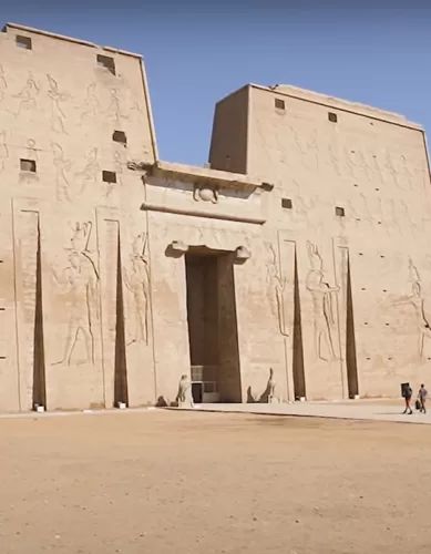 Turismo em Edfu no Egito: Explore a História e Cultura Antiga