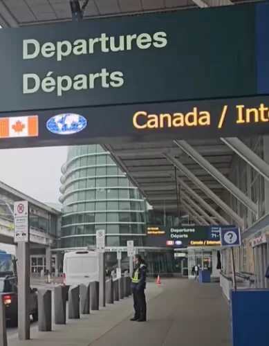 Como é o Aeroporto Internacional de Vancouver no Canadá