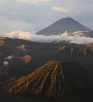 Bali e Java: As Ilhas dos Reis na Indonésia