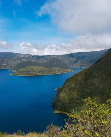 Roteiro de Viagem: Encantos dos Andes e da Floresta Nublada no Equador