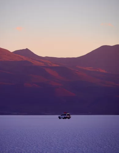 Salar de Uyuni na Bolívia e um Destino de Viagem Para ser Visitado com Suporte de Agência de Viagem