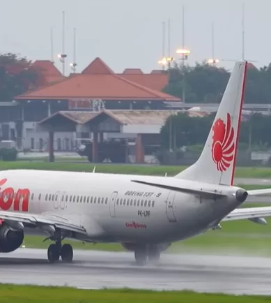 Comparativo de Companhias Aéreas Voando Dentro da Indonésia