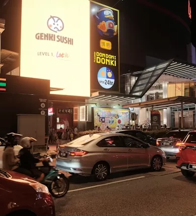 Uber x Grab em Kuala Lumpur na Malásia: Qual a Melhor Opção de App de Transporte?